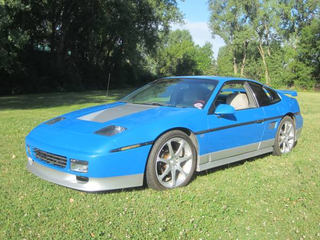 Illustration for article titled This Fiero GT Finally Has The V8 Power GM Should Have Given It in 1987
